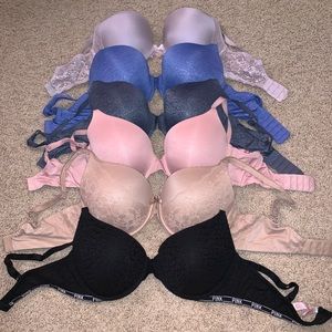 VS/PINK Bras!!